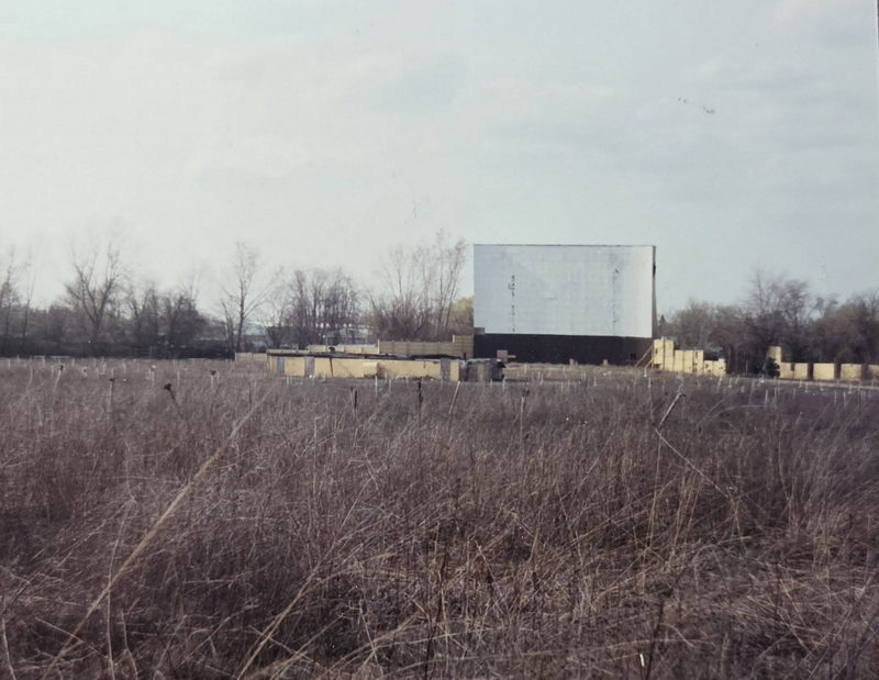 Pontiac Drive-In Theatre - From Robert Mcdowell On Facebook 1990 Photo (newer photo)